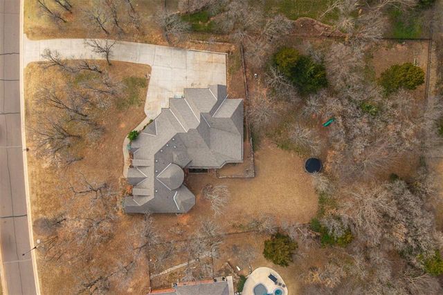 9109 Via Del Vista, Oklahoma City, OK 73131