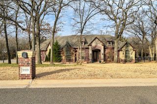9109 Via Del Vista, Oklahoma City, OK 73131