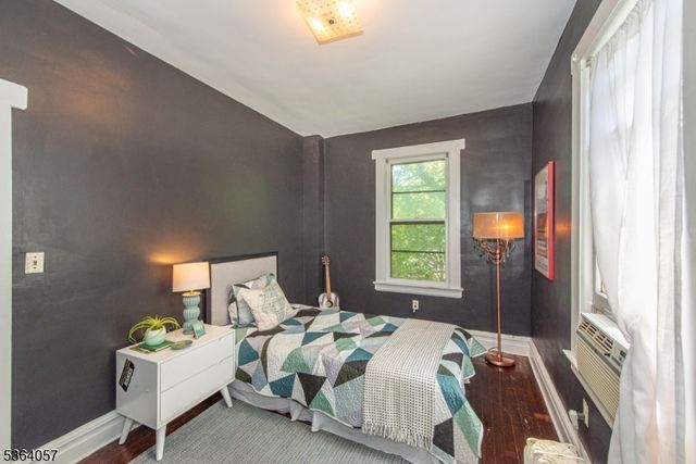 68 Osborne St, Glen Ridge Boro Twp., NJ 07028
