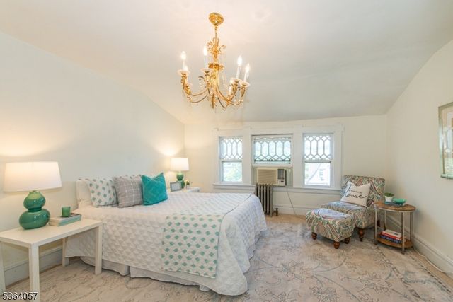 68 Osborne St, Glen Ridge Boro Twp., NJ 07028