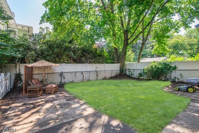 68 Osborne St, Glen Ridge Boro Twp., NJ 07028