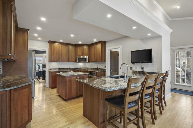 155 Prairie Avenue, Prairie Du Sac, WI 53578