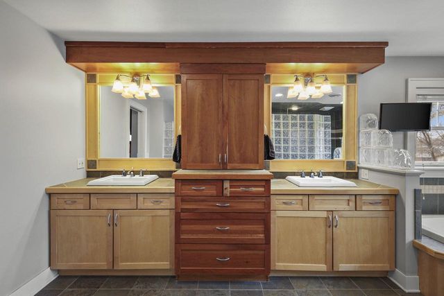 155 Prairie Avenue, Prairie Du Sac, WI 53578