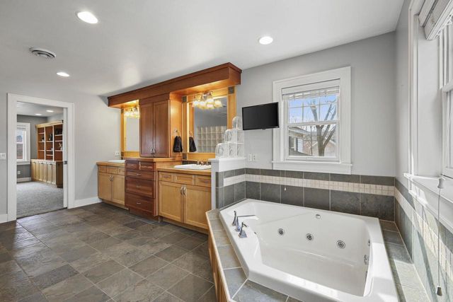 155 Prairie Avenue, Prairie Du Sac, WI 53578