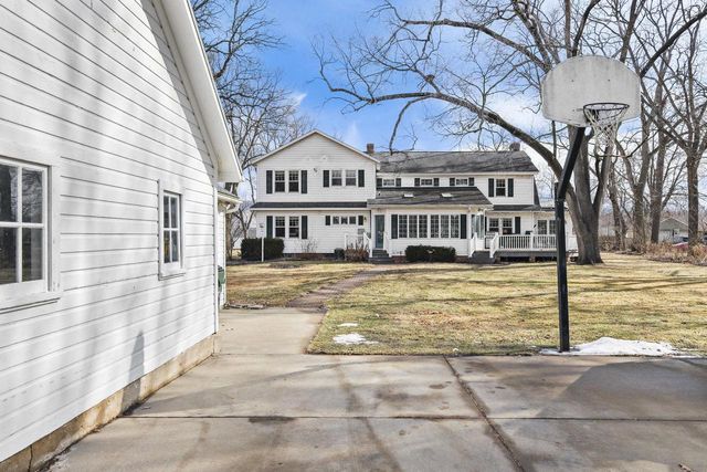 155 Prairie Avenue, Prairie Du Sac, WI 53578