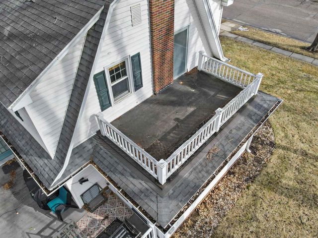 155 Prairie Avenue, Prairie Du Sac, WI 53578