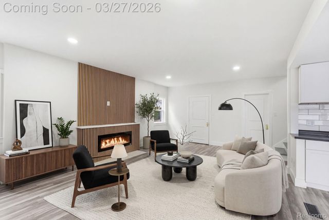 20426 Picadilly Road, Detroit, MI 48221