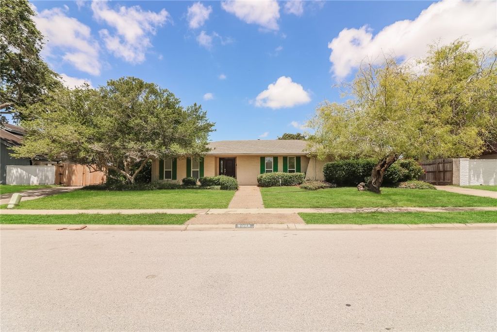5005 Cascade Dr, Corpus Christi, TX 78413 — exterior