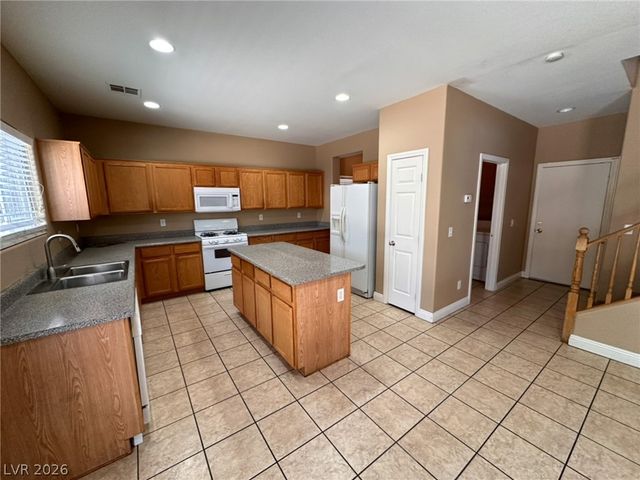 1620 Rising Pebble Court, North Las Vegas, NV 89031