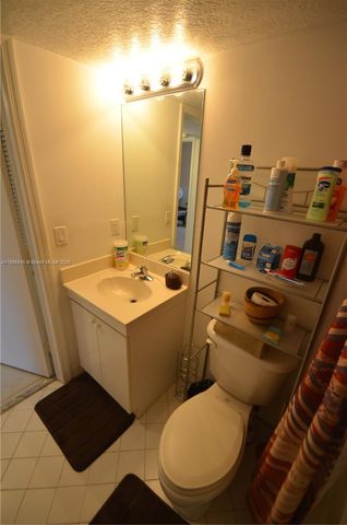 1270 SE 27th St 101, Homestead, FL 33035