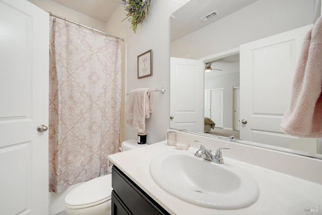 5291 Finkas Ln, Fairfield, CA 94533