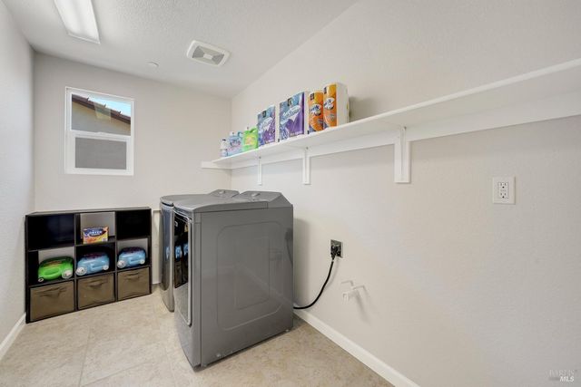 5291 Finkas Ln, Fairfield, CA 94533