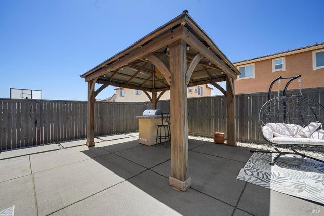 5291 Finkas Ln, Fairfield, CA 94533