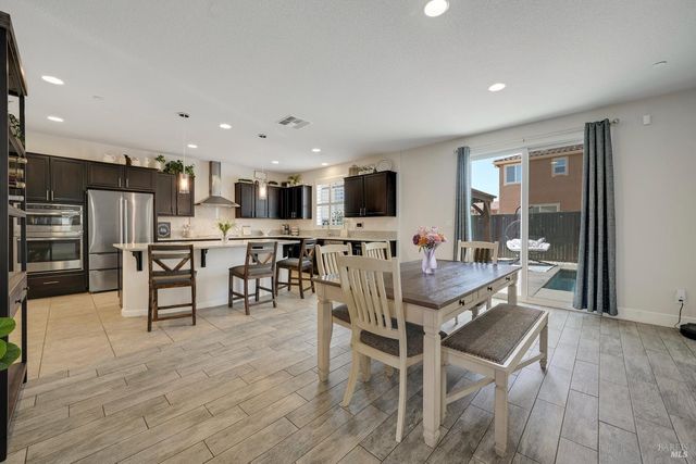 5291 Finkas Ln, Fairfield, CA 94533