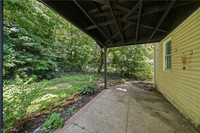 673 Harrison Avenue, Akron, OH 44314