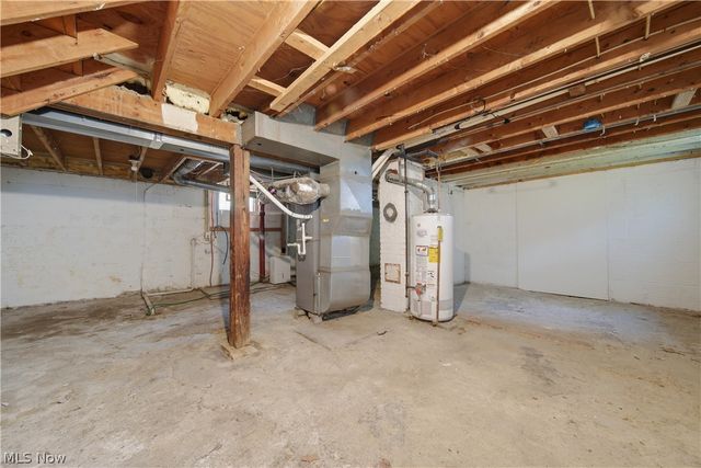 673 Harrison Avenue, Akron, OH 44314