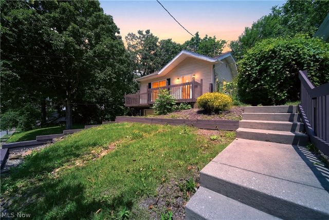 673 Harrison Avenue, Akron, OH 44314