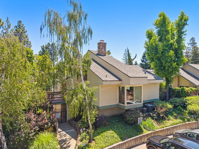 10093 Senate Way, Cupertino, CA 95014