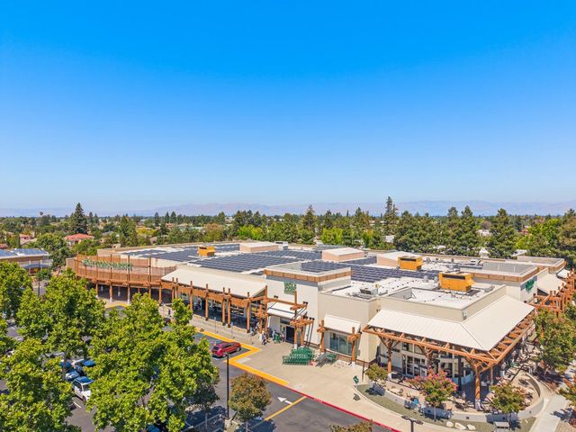 10093 Senate Way, Cupertino, CA 95014