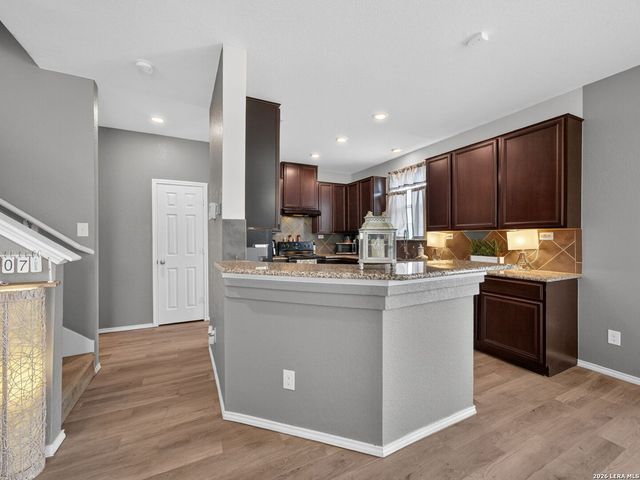 7235 Dulce, San Antonio, TX 78252