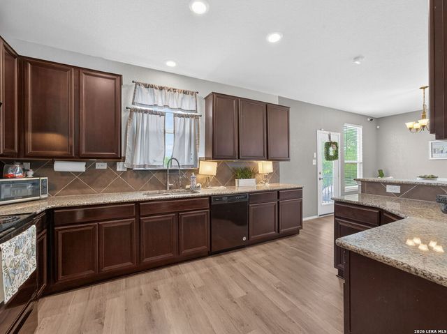 7235 Dulce, San Antonio, TX 78252