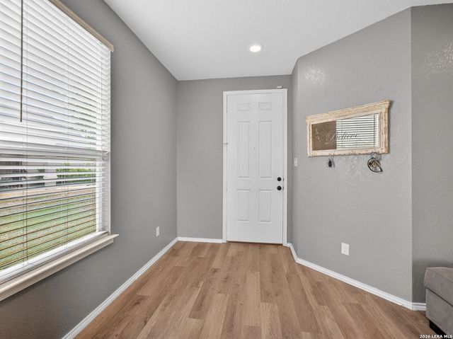 7235 Dulce, San Antonio, TX 78252