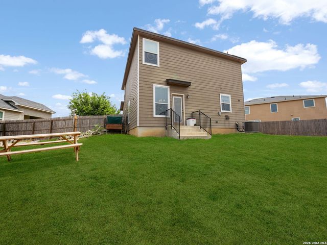 7235 Dulce, San Antonio, TX 78252