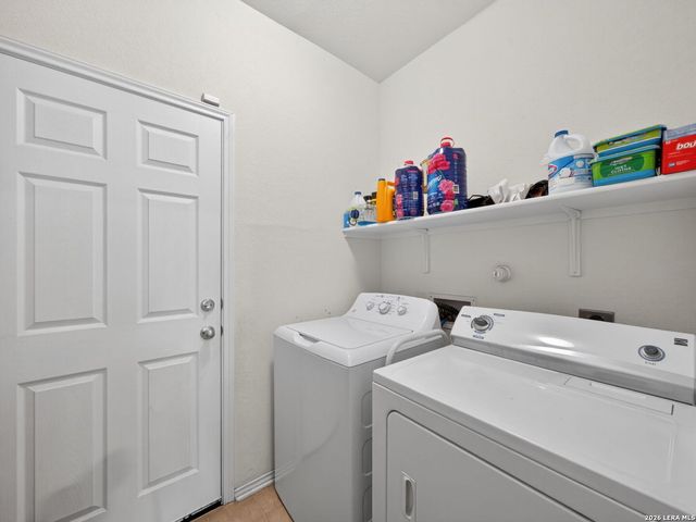 7235 Dulce, San Antonio, TX 78252