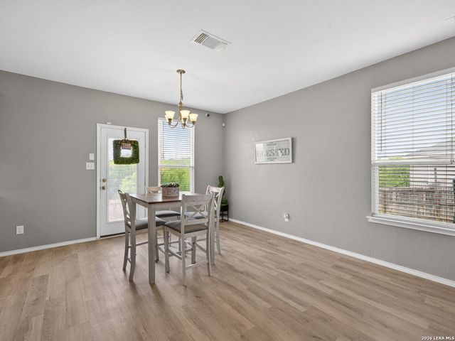 7235 Dulce, San Antonio, TX 78252