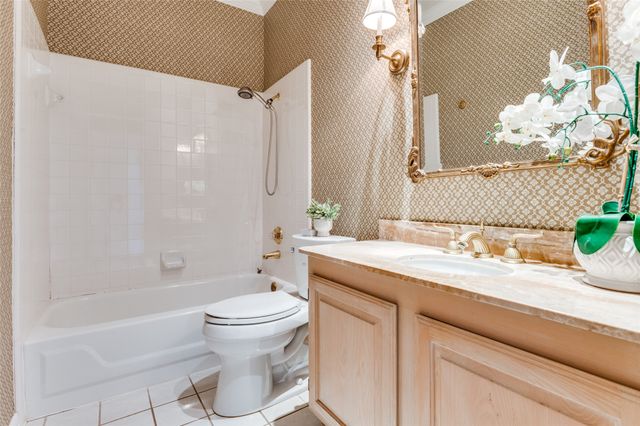 14660 Bentwater Court, Addison, TX 75001