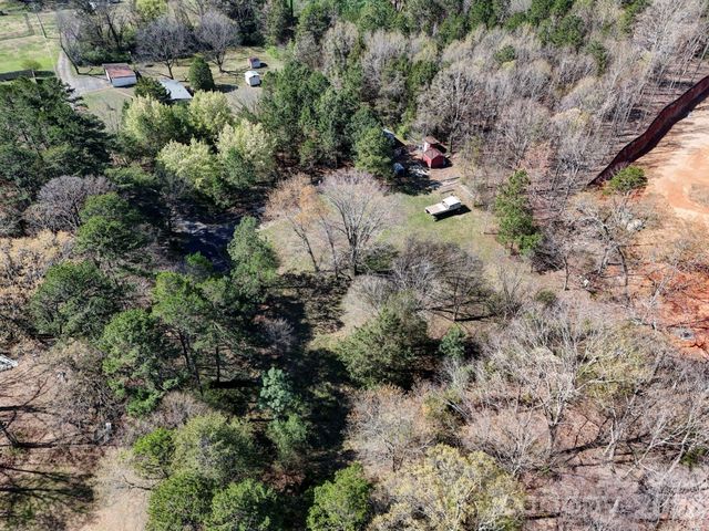 121 Hillbilly Hollar Lane, Mooresville, NC 28115