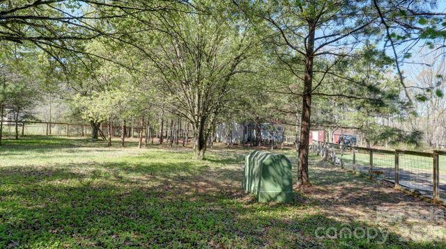 121 Hillbilly Hollar Lane, Mooresville, NC 28115