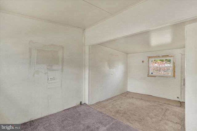 430 E MAPLE ST, Dallastown, PA 17313