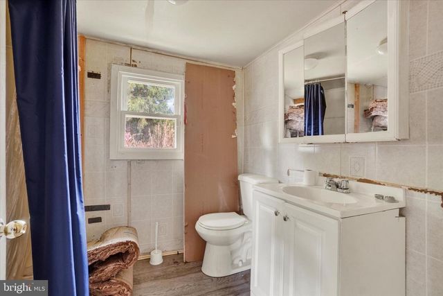 430 E MAPLE ST, Dallastown, PA 17313