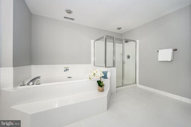 1000 CHESAPEAKE DR, Stevensville, MD 21666