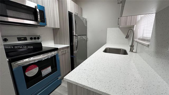 4101 NW 30th Ter, Lauderdale Lakes, FL 33309