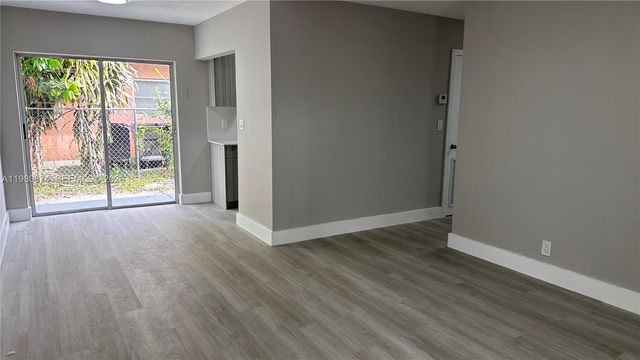 4101 NW 30th Ter, Lauderdale Lakes, FL 33309