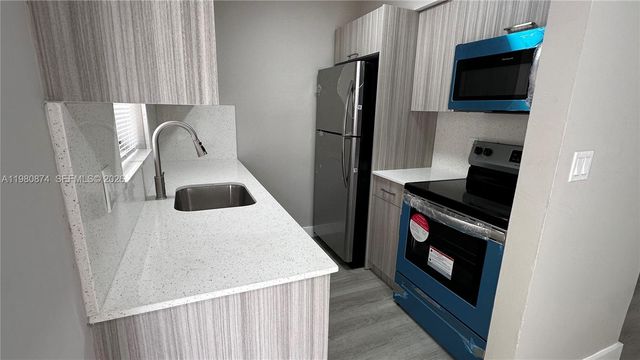 4101 NW 30th Ter, Lauderdale Lakes, FL 33309