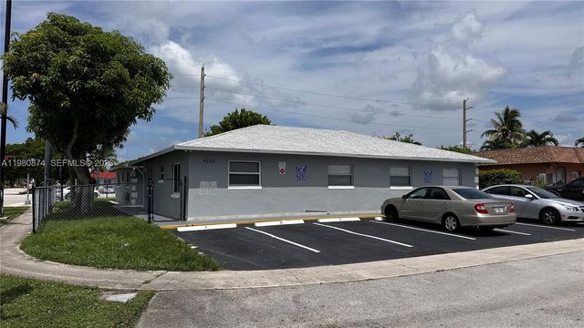 4101 NW 30th Ter, Lauderdale Lakes, FL 33309