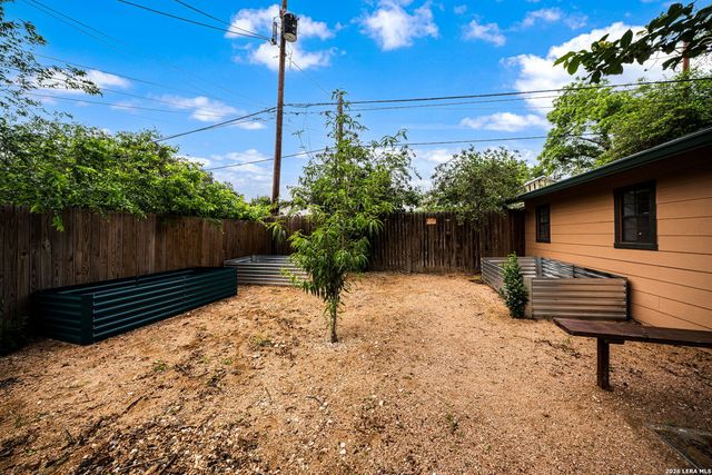 623 W MULBERRY AVE, San Antonio, TX 78212