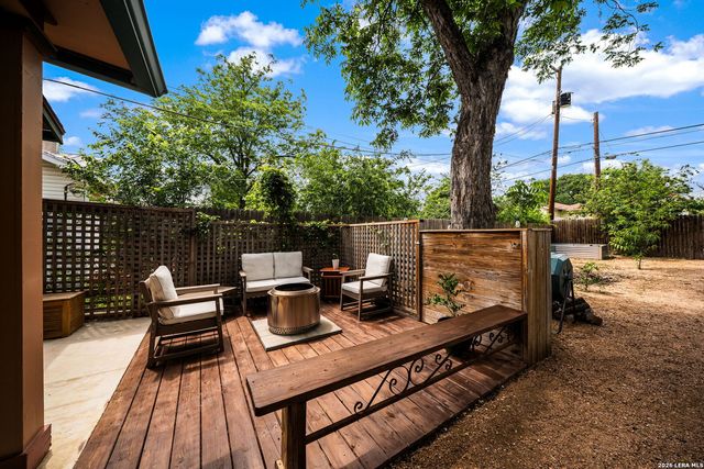623 W MULBERRY AVE, San Antonio, TX 78212