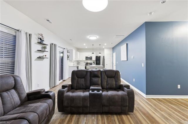 193 Norfleet LN, Suffolk, VA 23434