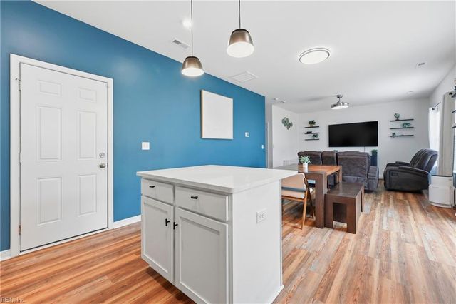 193 Norfleet LN, Suffolk, VA 23434