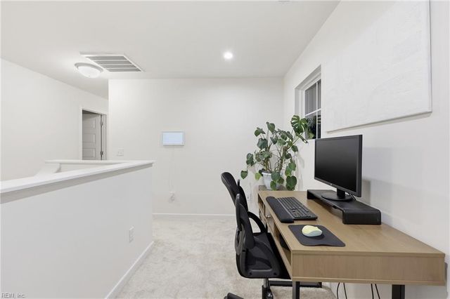 193 Norfleet LN, Suffolk, VA 23434