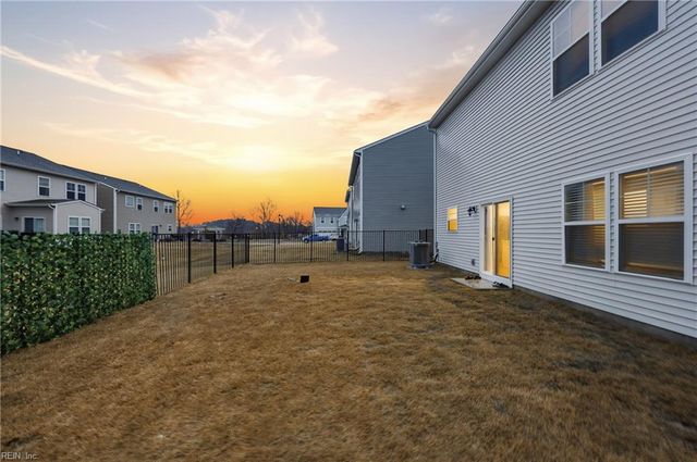 193 Norfleet LN, Suffolk, VA 23434