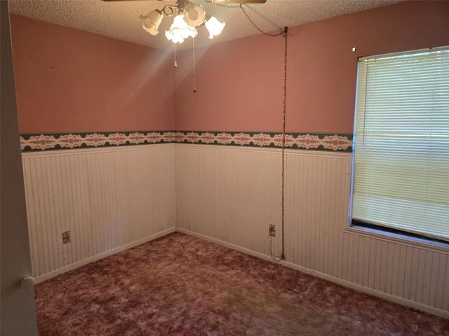 26401 Darkwood Court, Huntsville, TX 77320