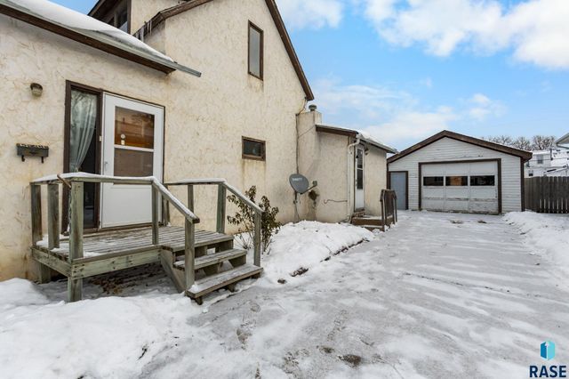 528 S Elmwood Ave Avenue, Sioux Falls, SD 57104