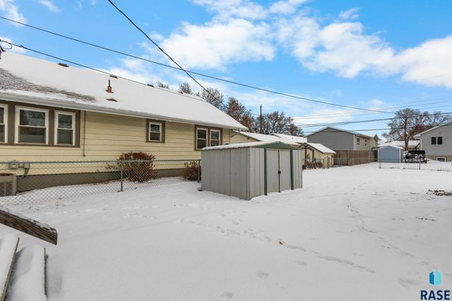 528 S Elmwood Ave Avenue, Sioux Falls, SD 57104