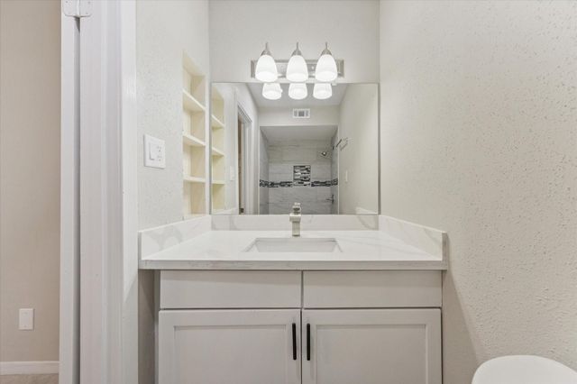 2609 Marilee Lane 1, Houston, TX 77057
