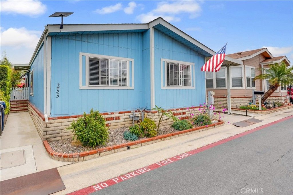 Image 1 of property listing at 21851 Newland, Huntington Beach, CA 92646
